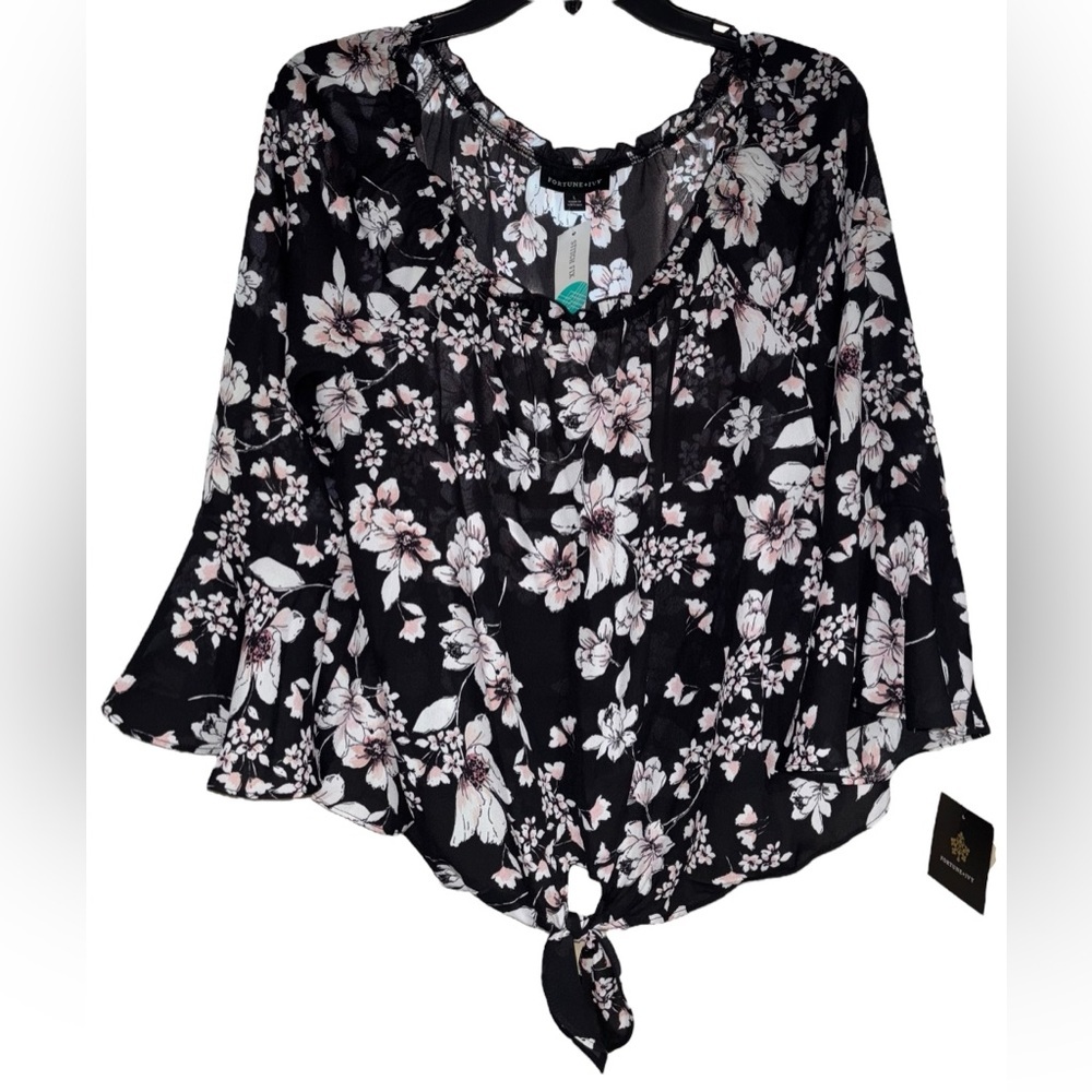NWT Fortune + Ivy Dailey Tie Front Blouse L